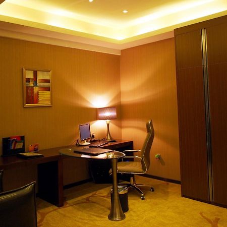 Chengdu Liwan International Hotel Bagian luar foto