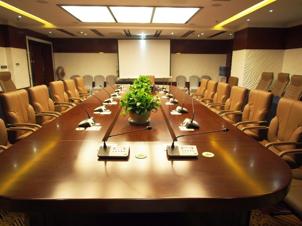 Chengdu Liwan International Hotel Bagian luar foto