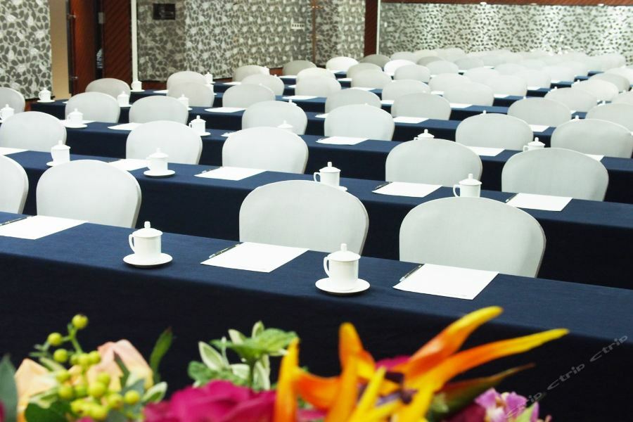 Chengdu Liwan International Hotel Bagian luar foto